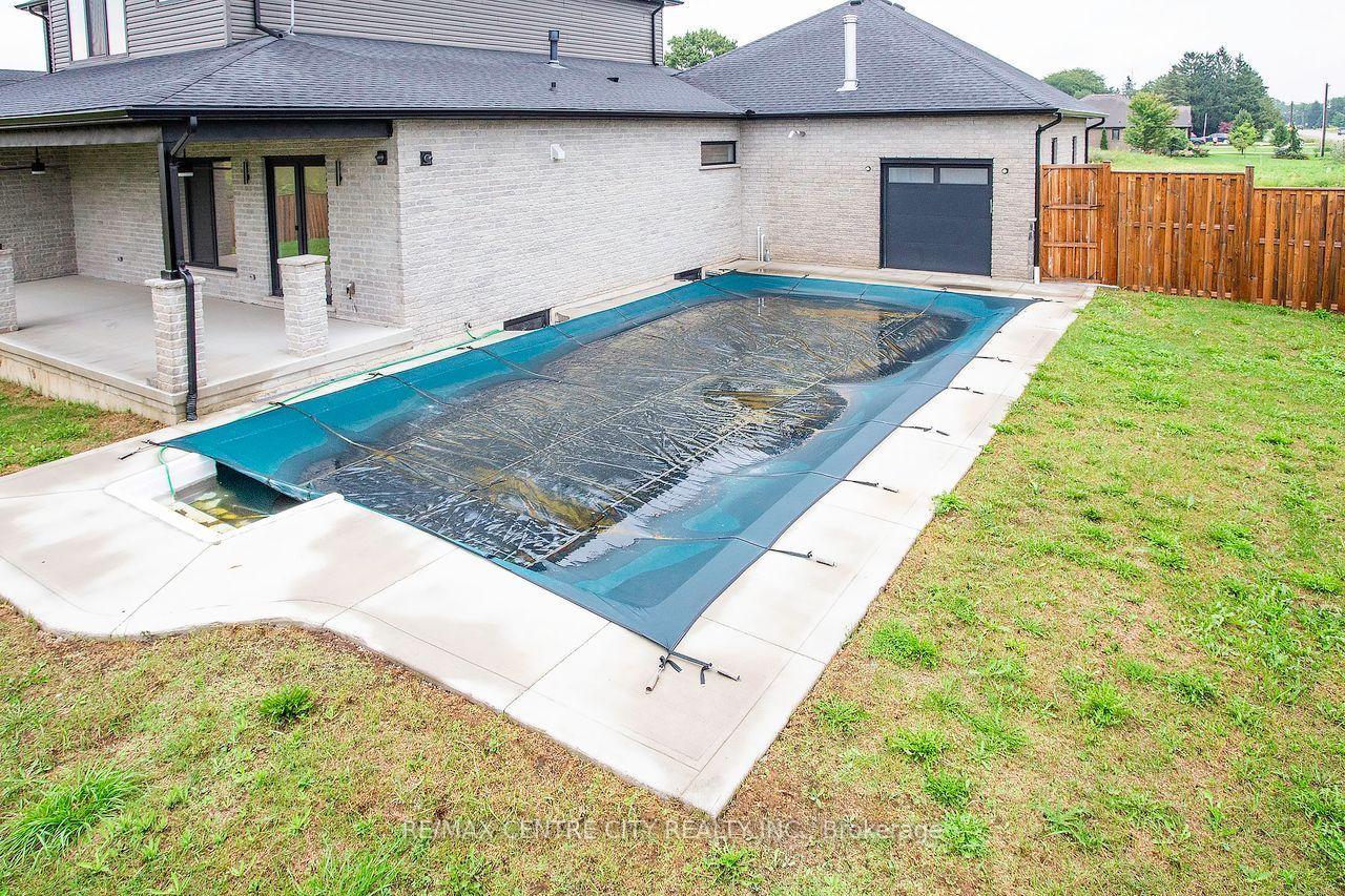 Photo 47 of 1 James Street, Strathroy-Caradoc, Melbourne — HOMEH