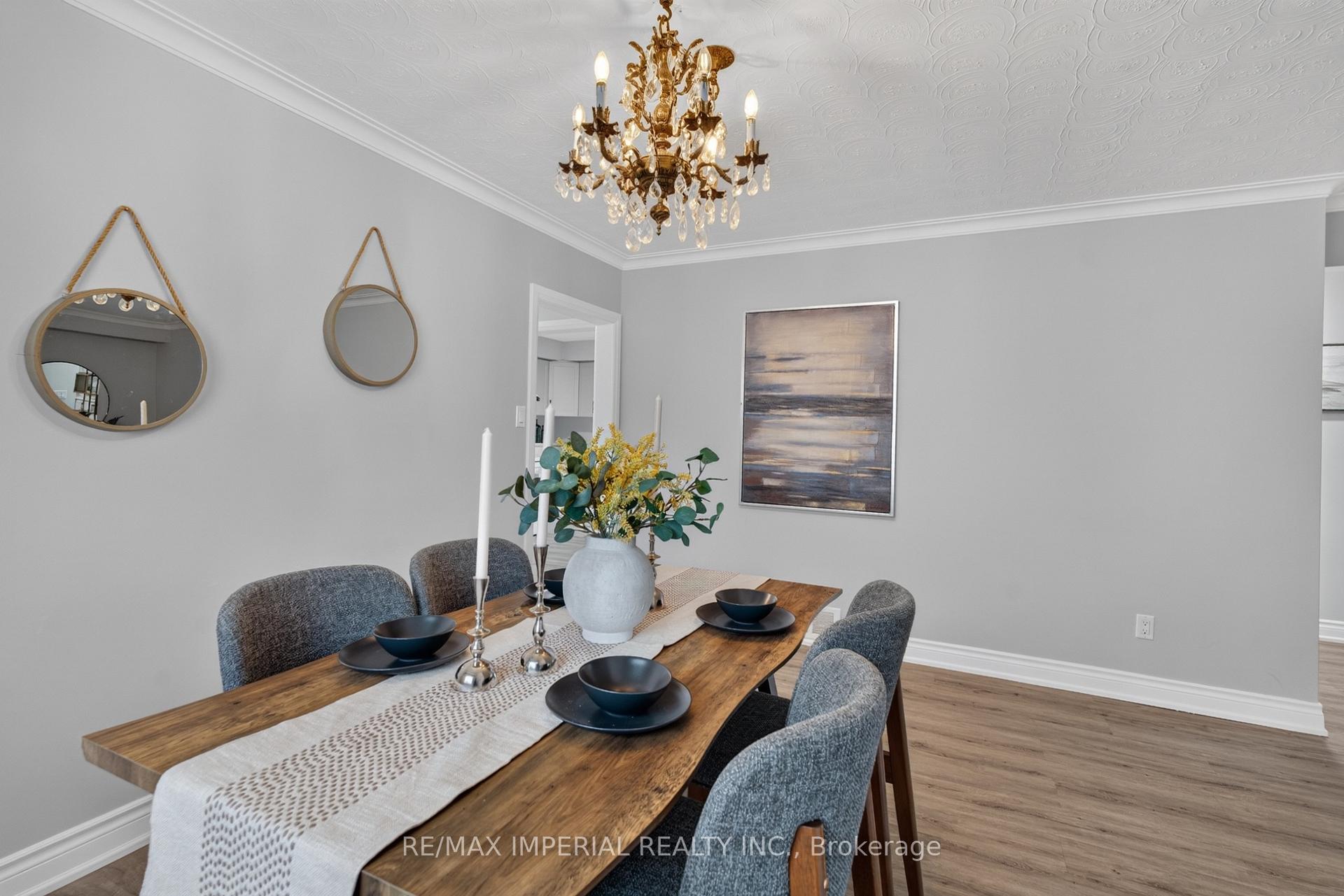 Photo 12 of 3 Minstrel Drive, Etobicoke, Stonegate-Queensway — HOMEH