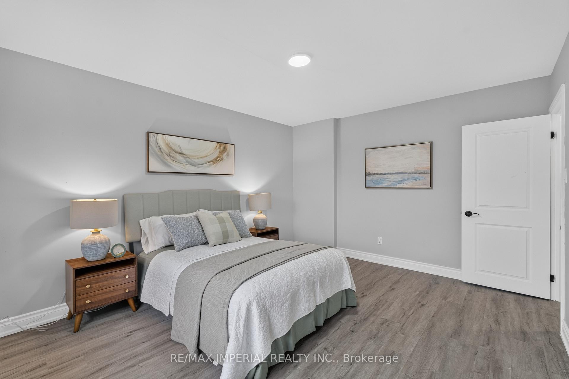 Photo 22 of 3 Minstrel Drive, Etobicoke, Stonegate-Queensway — HOMEH