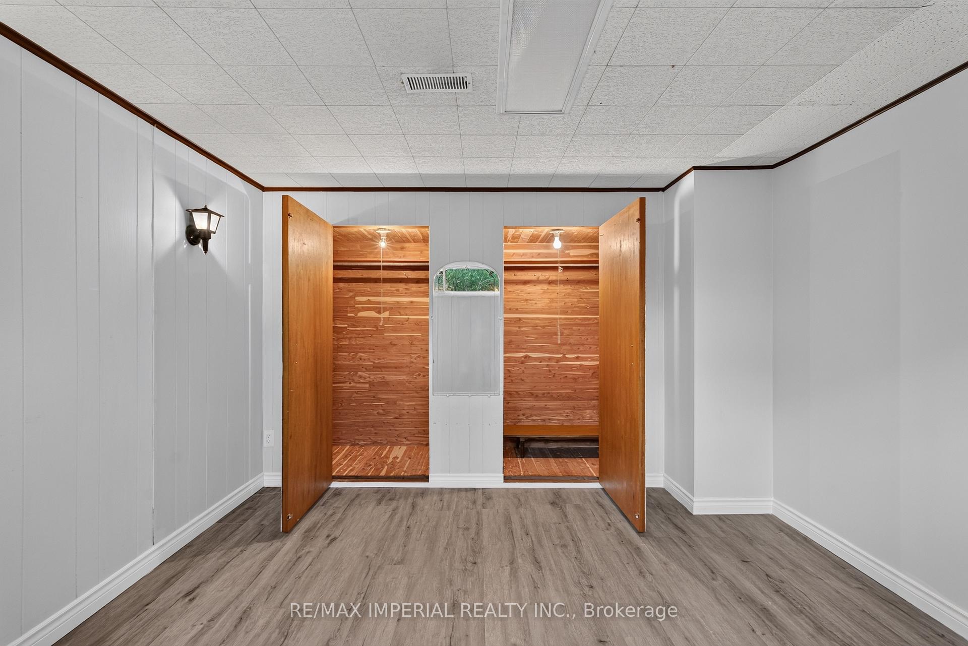 Photo 37 of 3 Minstrel Drive, Etobicoke, Stonegate-Queensway — HOMEH