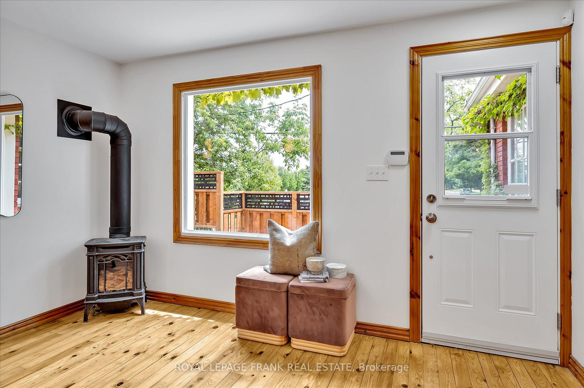 Photo 12 of 470 Albertus Avenue, Peterborough, Town Ward 3 — HOMEH