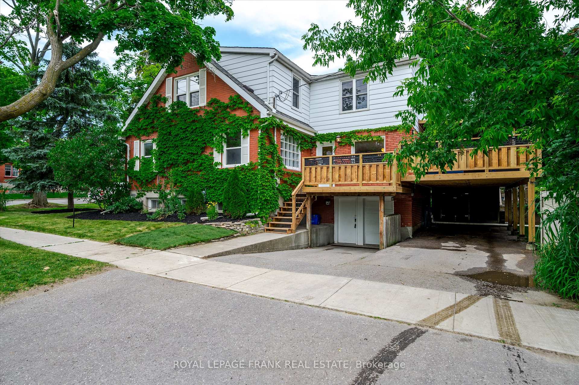 Photo 43 of 470 Albertus Avenue, Peterborough, Town Ward 3 — HOMEH