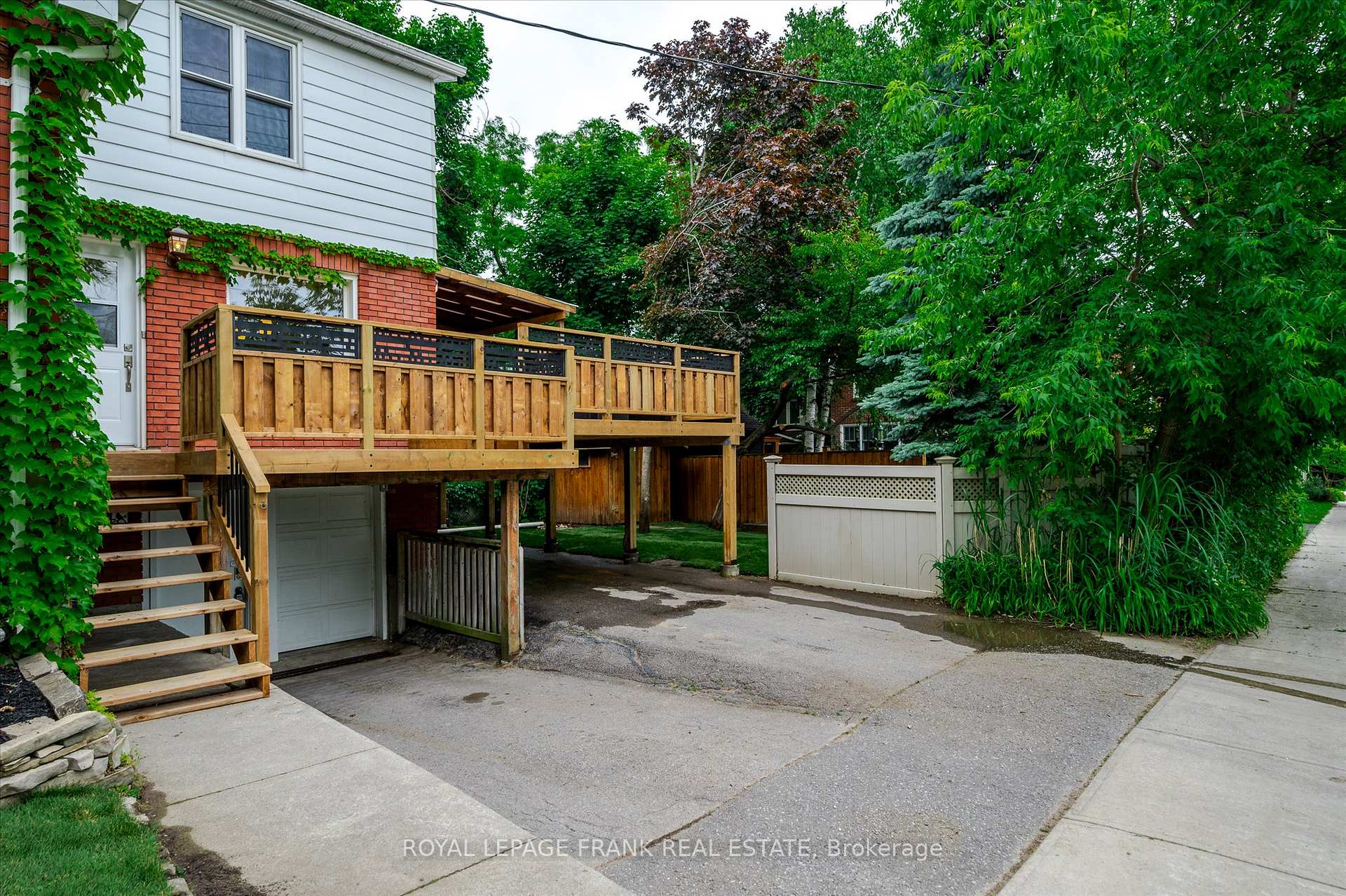 Photo 46 of 470 Albertus Avenue, Peterborough, Town Ward 3 — HOMEH