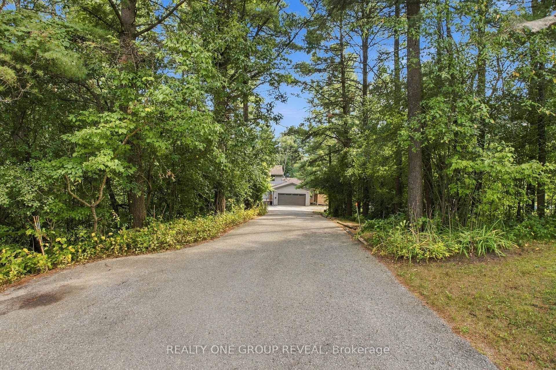 Photo 2 of 2163 Boundary Road, Clarington, Rural Clarington — HOMEH