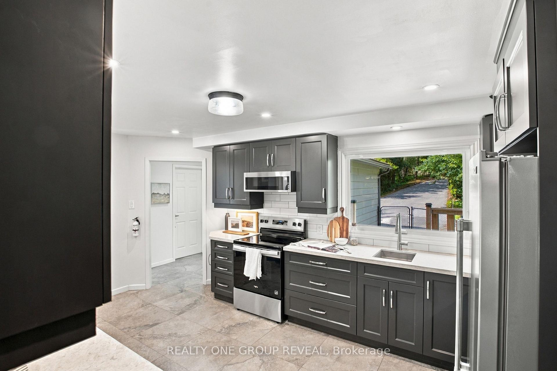 Photo 10 of 2163 Boundary Road, Clarington, Rural Clarington — HOMEH