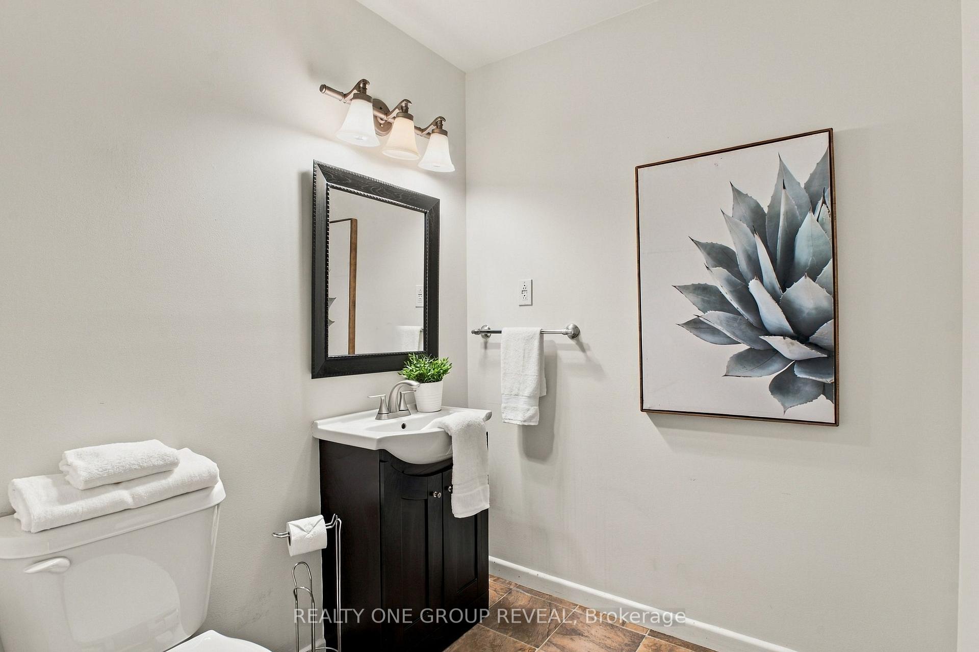 Photo 22 of 2163 Boundary Road, Clarington, Rural Clarington — HOMEH