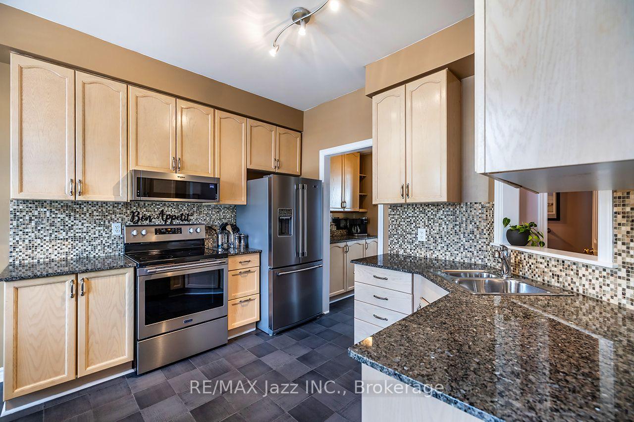 Photo 6 of Unit 15, 2800 Courtice Road, Clarington, Courtice — HOMEH