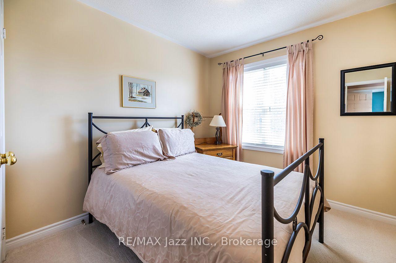 Photo 21 of Unit 15, 2800 Courtice Road, Clarington, Courtice — HOMEH