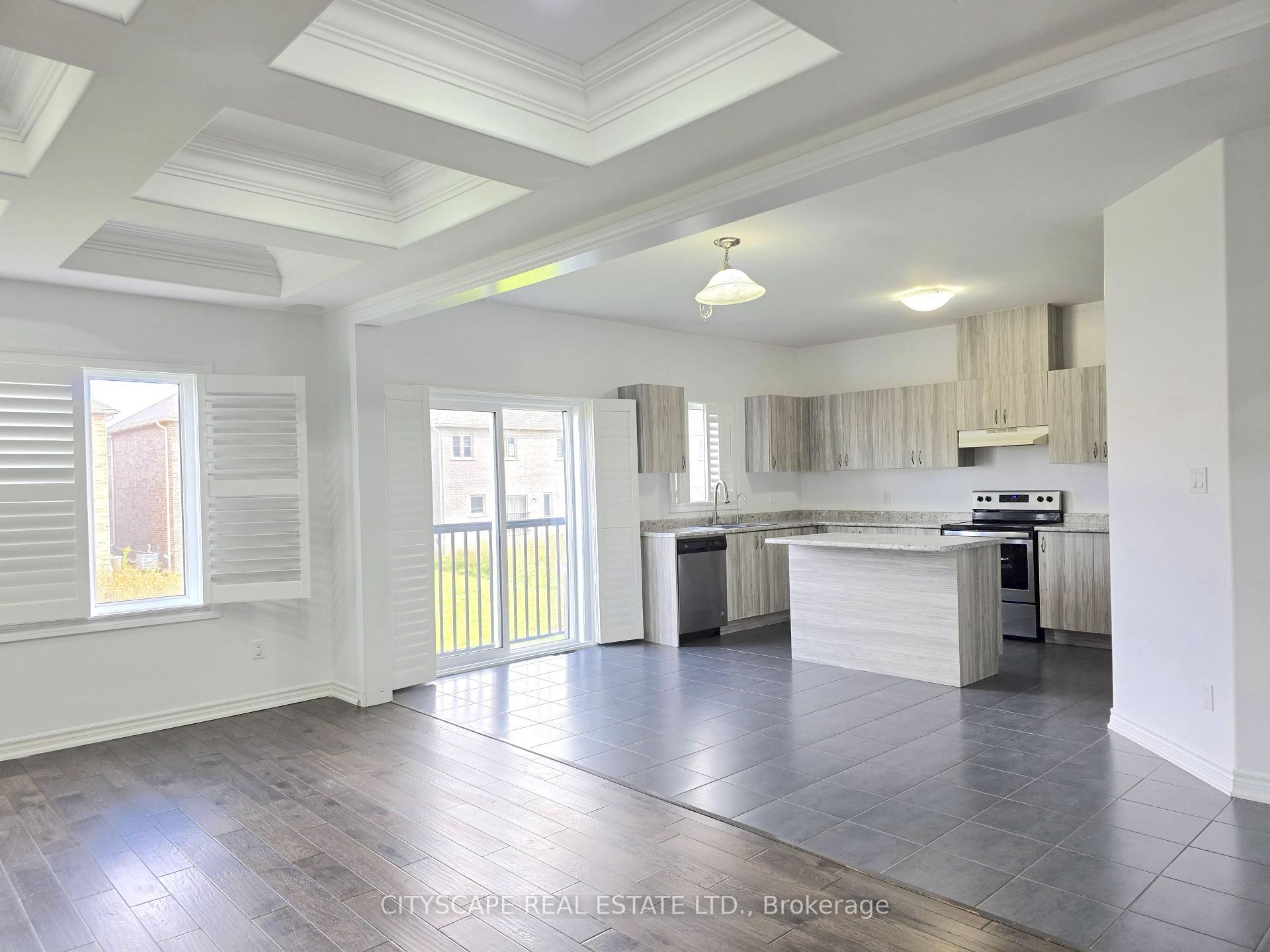 Photo 10 of 321 Van Dusen Avenue, Southgate — HOMEH
