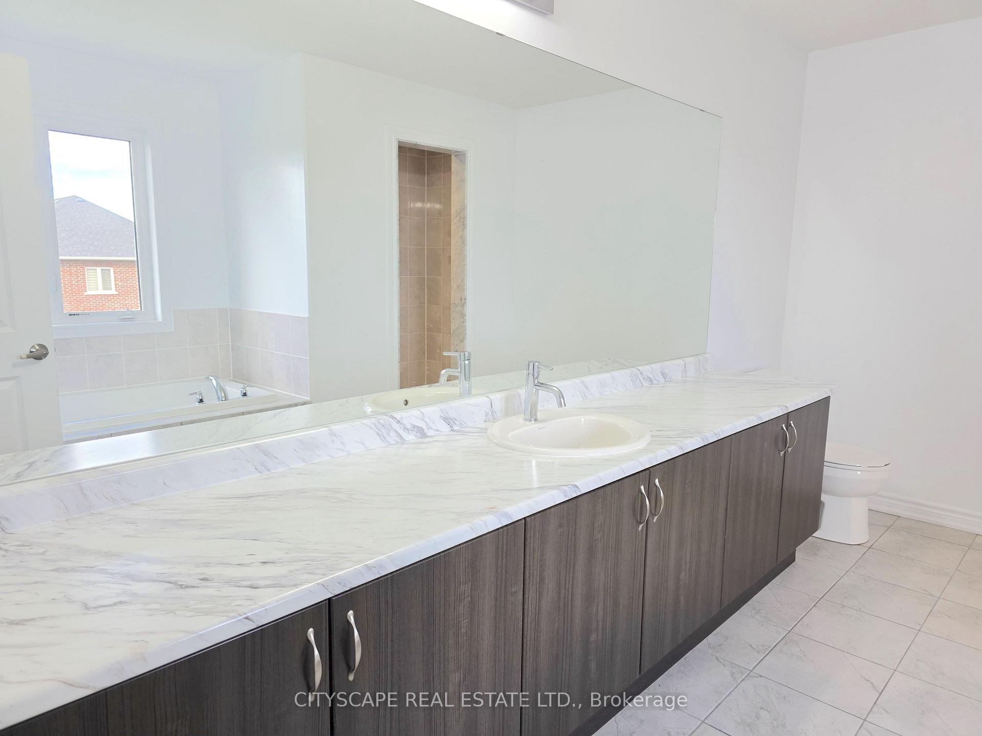 Photo 32 of 321 Van Dusen Avenue, Southgate — HOMEH
