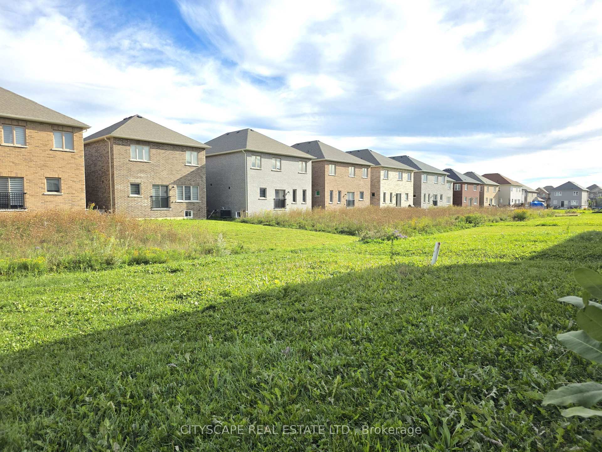 Photo 41 of 321 Van Dusen Avenue, Southgate — HOMEH