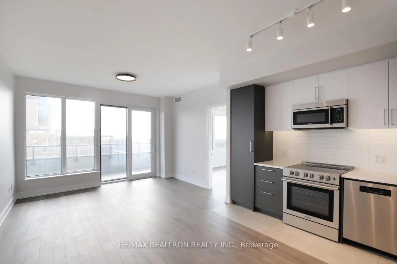 Photo 1 of Unit 904, 2525 Bathurst Street, Toronto, Forest Hill North — HOMEH