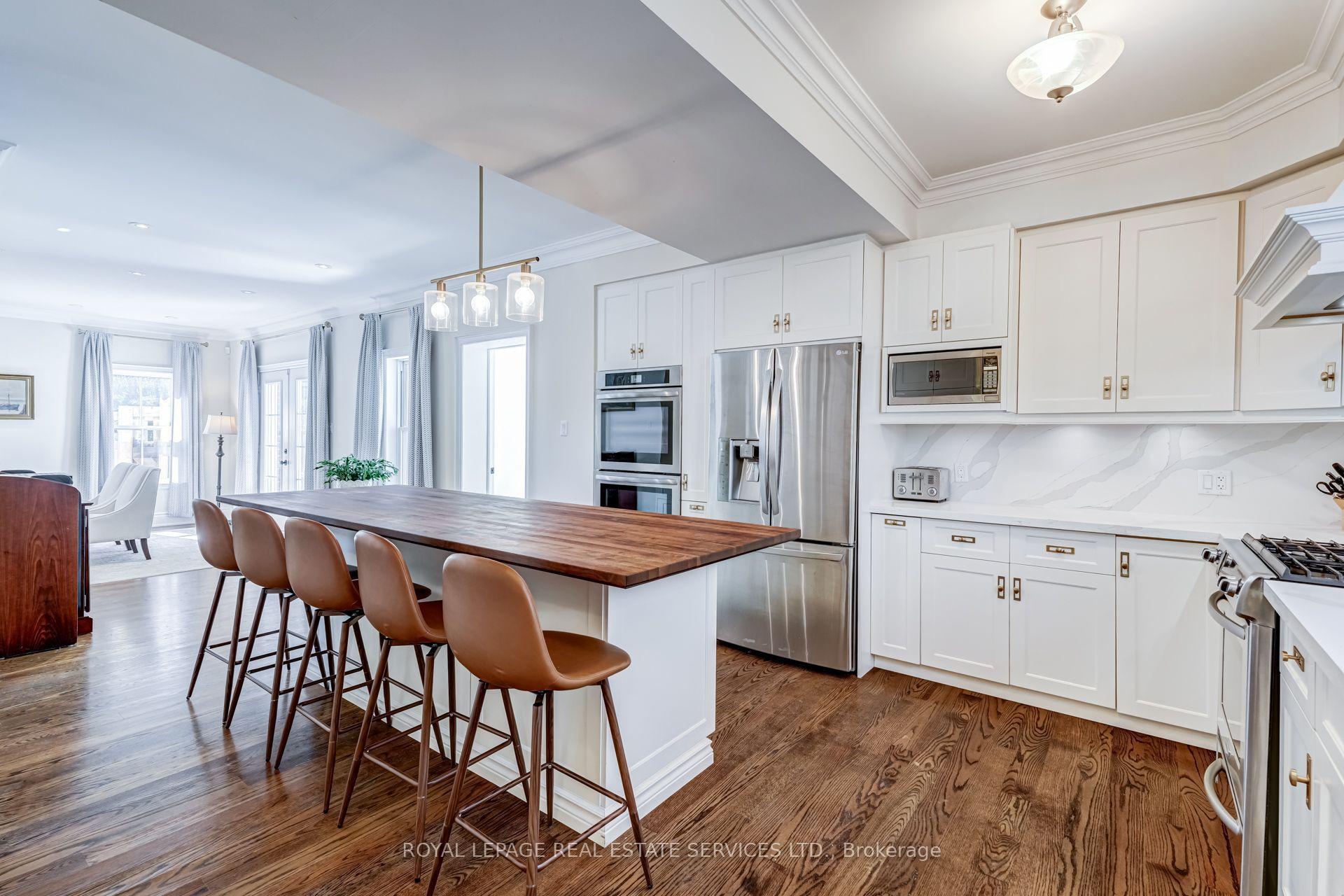Photo 6 of 2305 Belyea Street, Oakville, Bronte — HOMEH