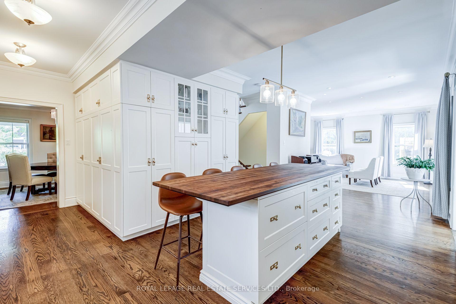 Photo 7 of 2305 Belyea Street, Oakville, Bronte — HOMEH
