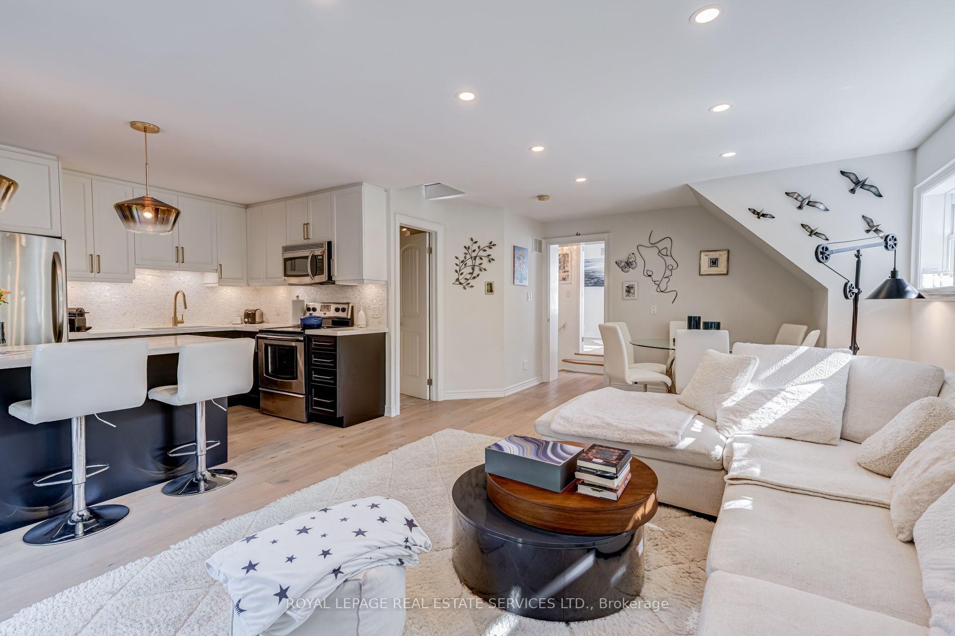 Photo 24 of 2305 Belyea Street, Oakville, Bronte — HOMEH