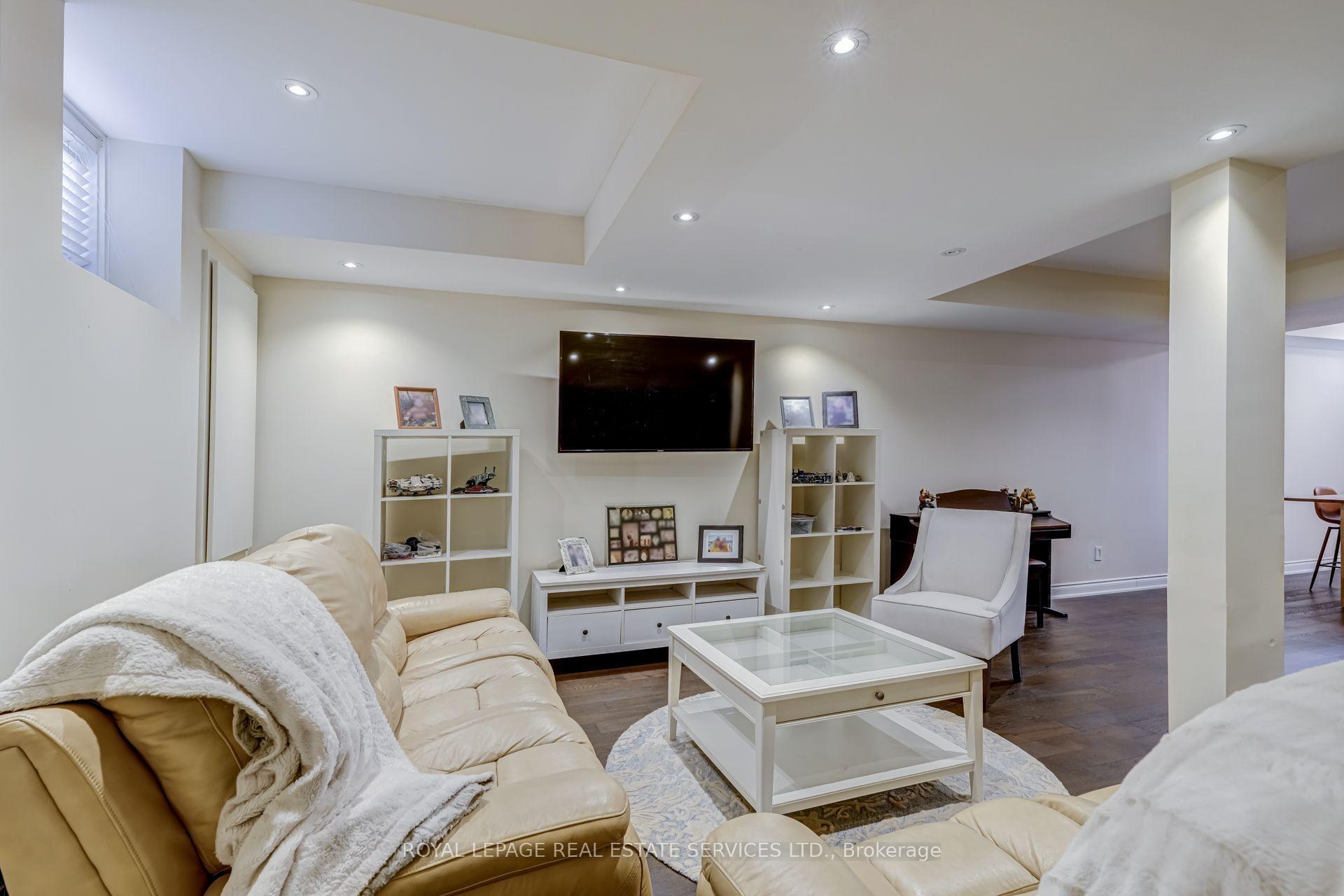 Photo 37 of 2305 Belyea Street, Oakville, Bronte — HOMEH