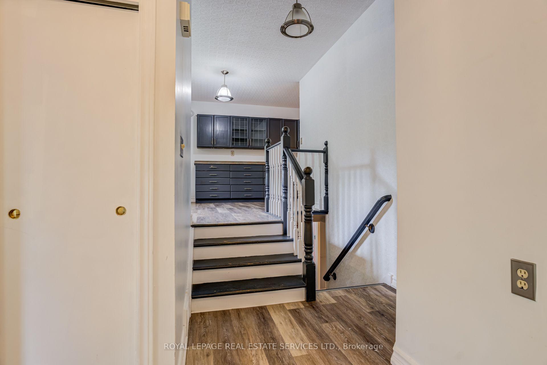Photo 11 of 374 Spruce Street, Oakville, Old Oakville — HOMEH