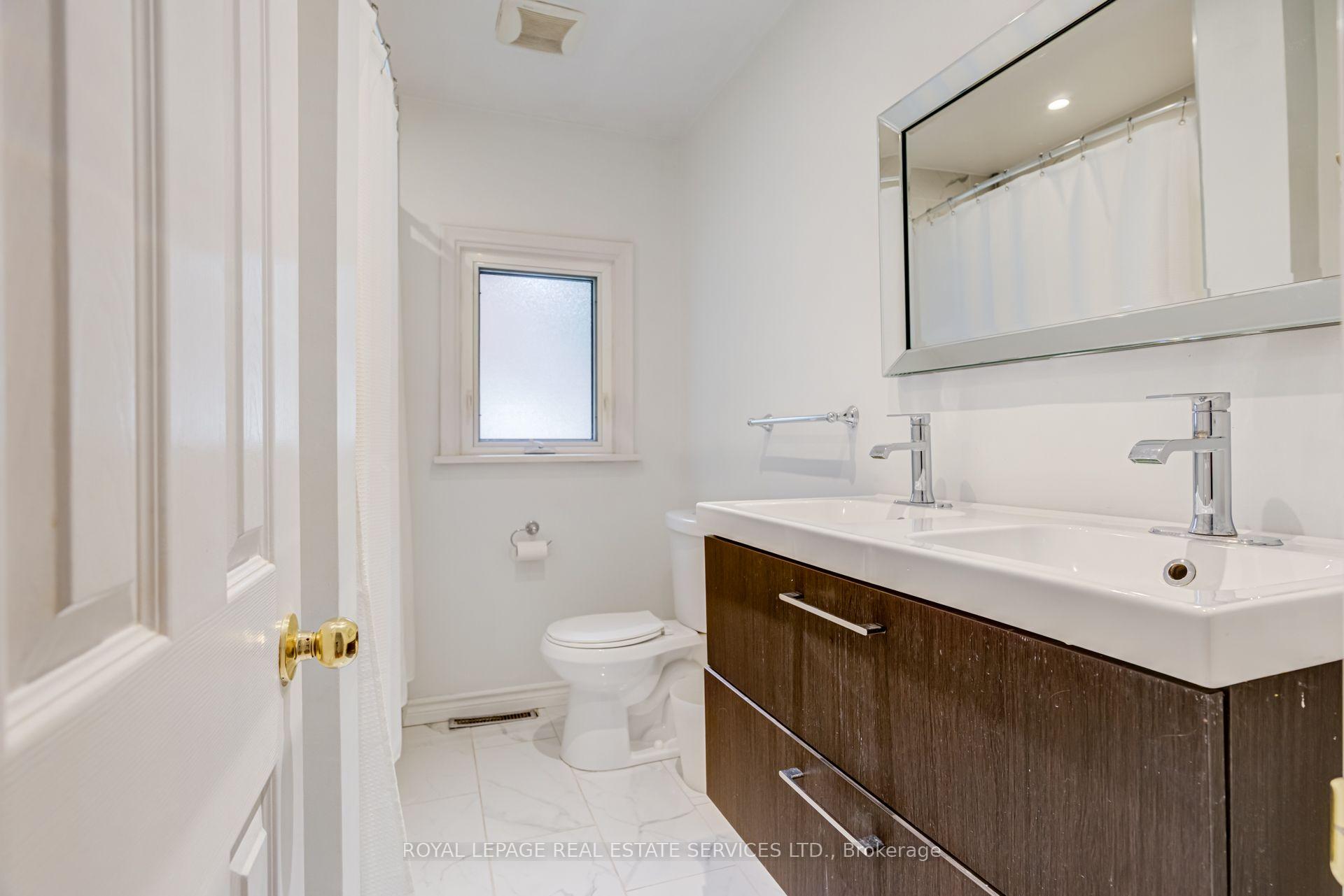 Photo 28 of 374 Spruce Street, Oakville, Old Oakville — HOMEH