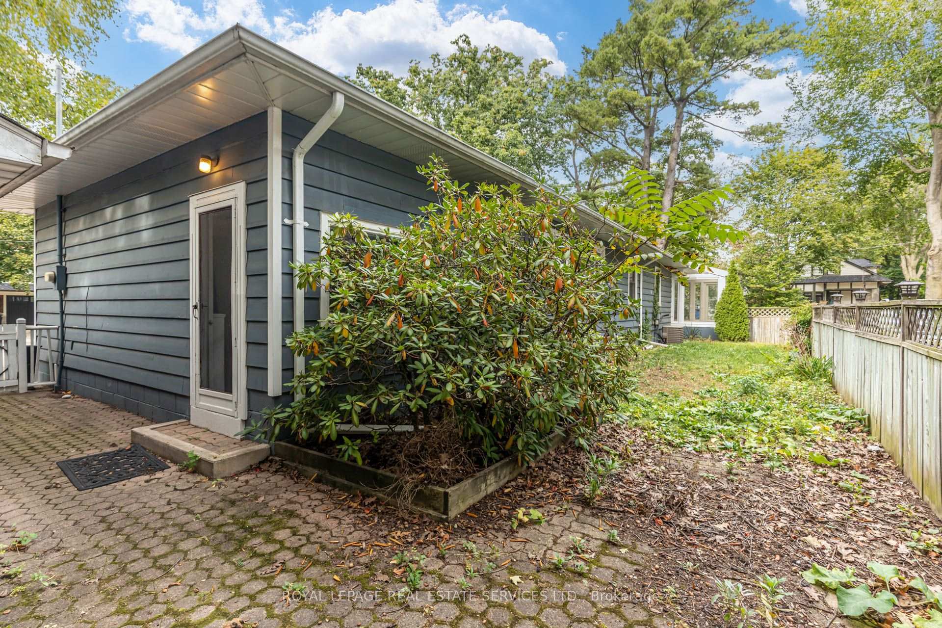 Photo 39 of 374 Spruce Street, Oakville, Old Oakville — HOMEH
