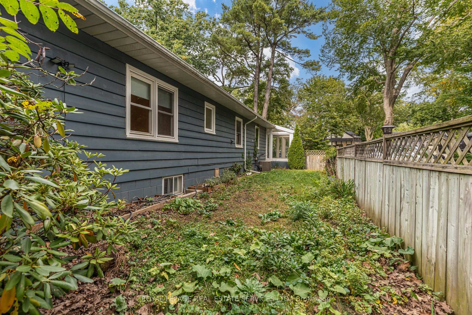 Photo 40 of 374 Spruce Street, Oakville, Old Oakville — HOMEH