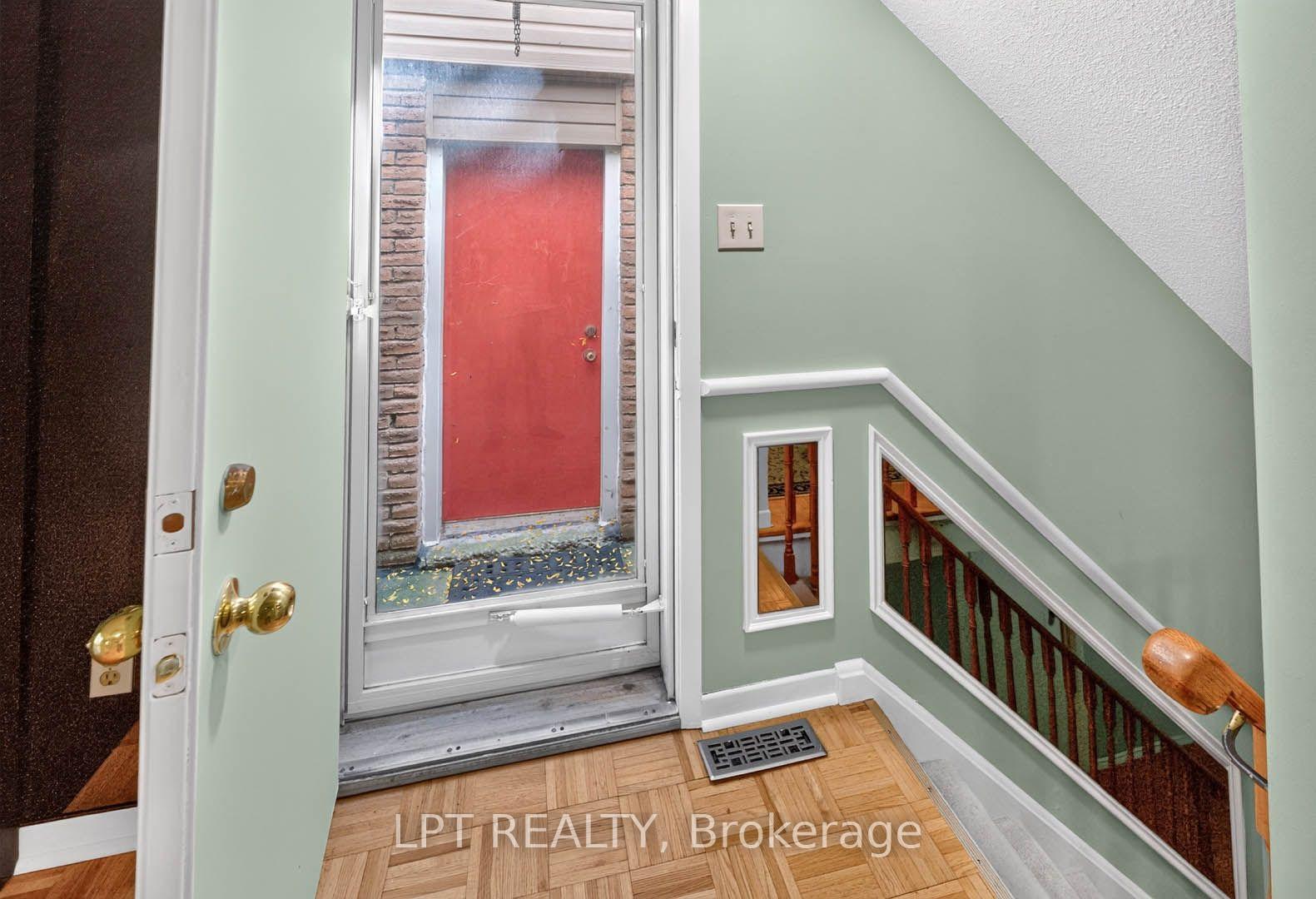 Photo 25 of 118 Tamarack Drive, Markham, Aileen-Willowbrook — HOMEH