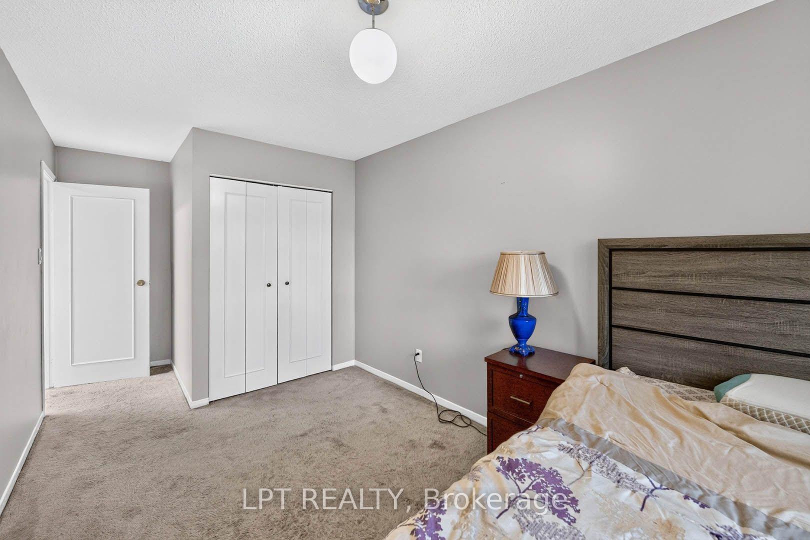 Photo 32 of 118 Tamarack Drive, Markham, Aileen-Willowbrook — HOMEH