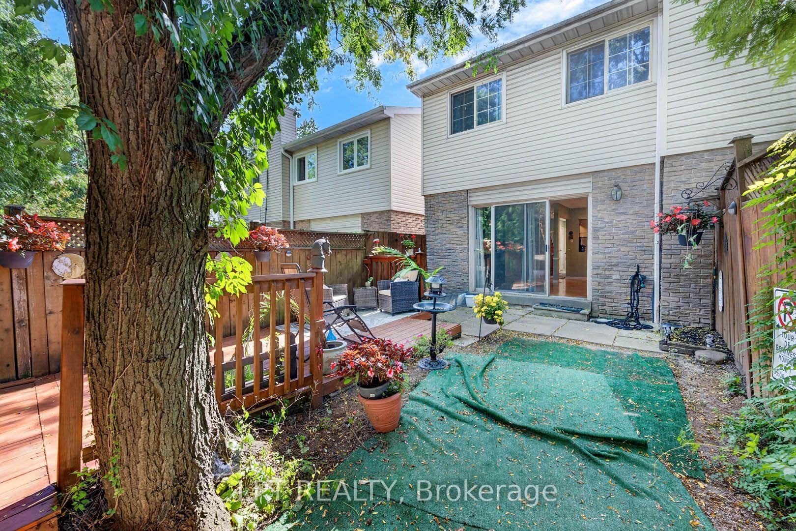 Photo 44 of 118 Tamarack Drive, Markham, Aileen-Willowbrook — HOMEH