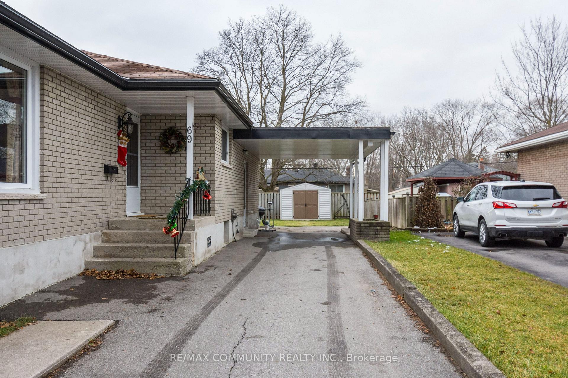 Photo 4 of Unit Main Floor, 69 Elizabeth Crescent, Belleville, Belleville Ward — HOMEH