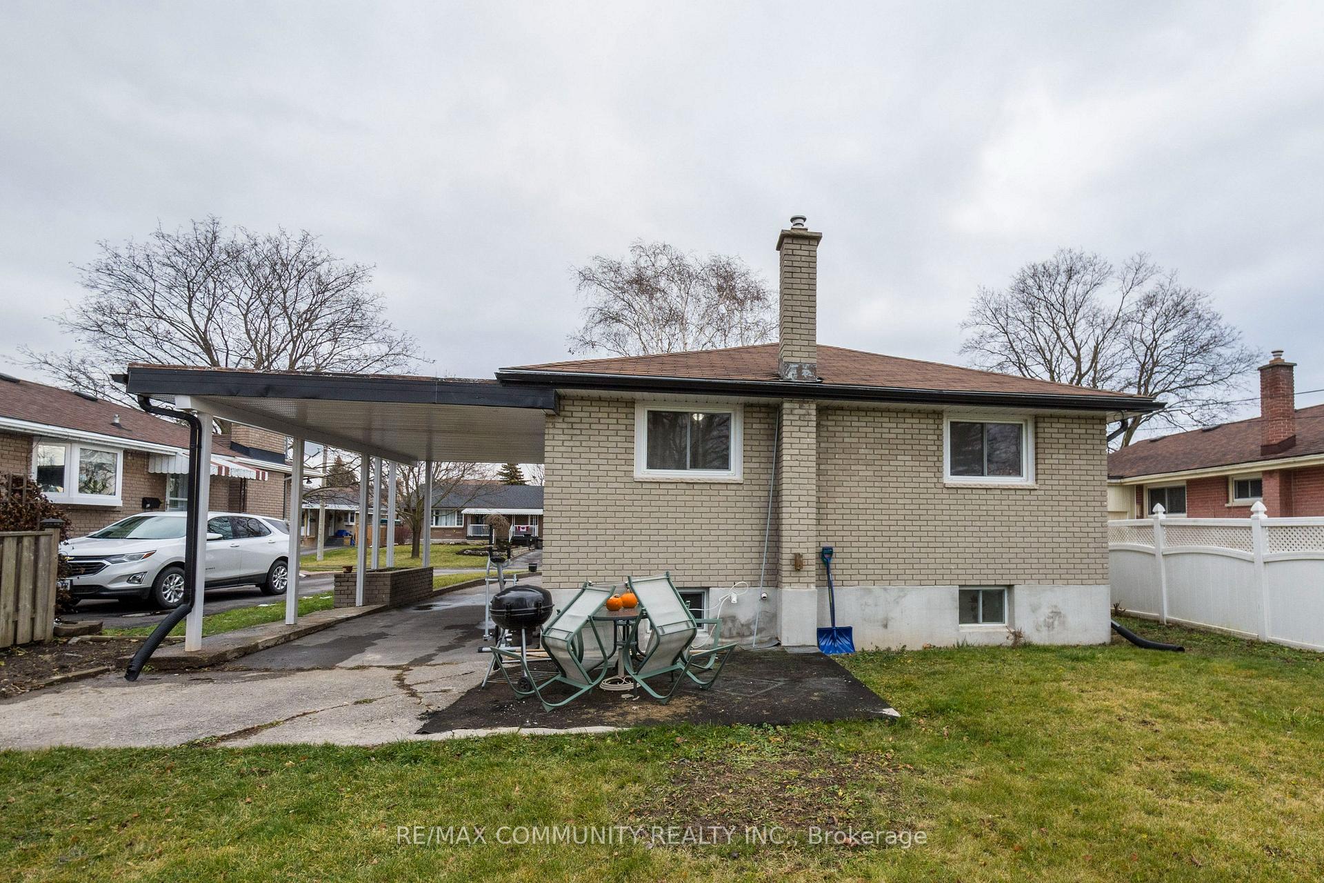 Photo 18 of Unit Main Floor, 69 Elizabeth Crescent, Belleville, Belleville Ward — HOMEH