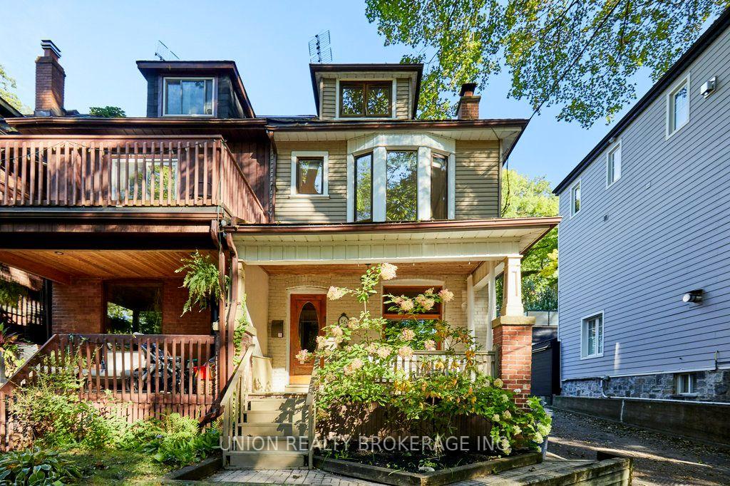 Photo 1 of 16 Cedar Avenue, Toronto, The Beaches — HOMEH