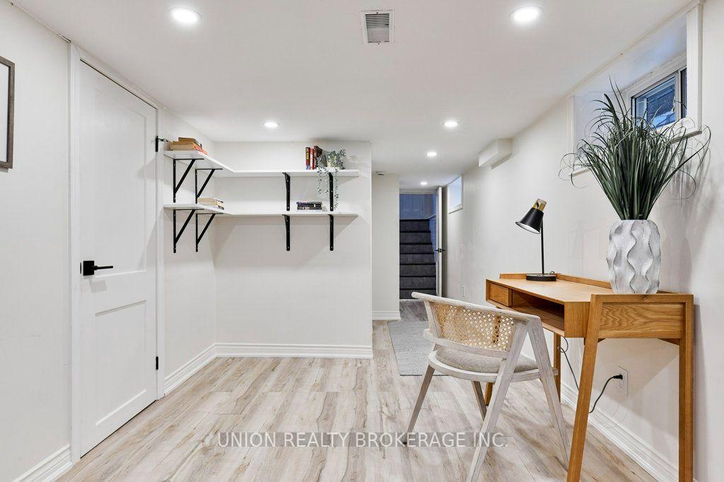 Photo 29 of 16 Cedar Avenue, Toronto, The Beaches — HOMEH
