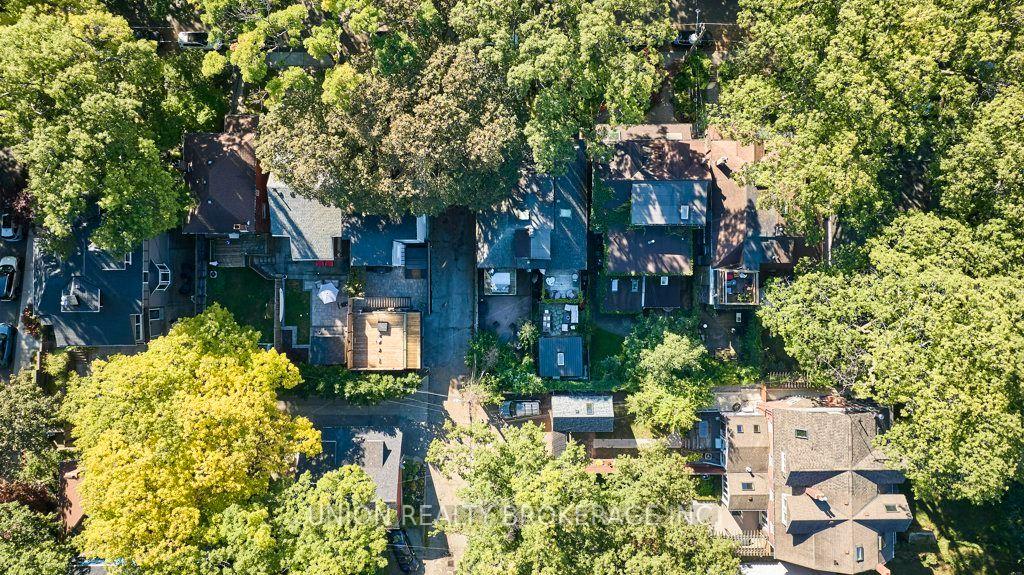 Photo 33 of 16 Cedar Avenue, Toronto, The Beaches — HOMEH