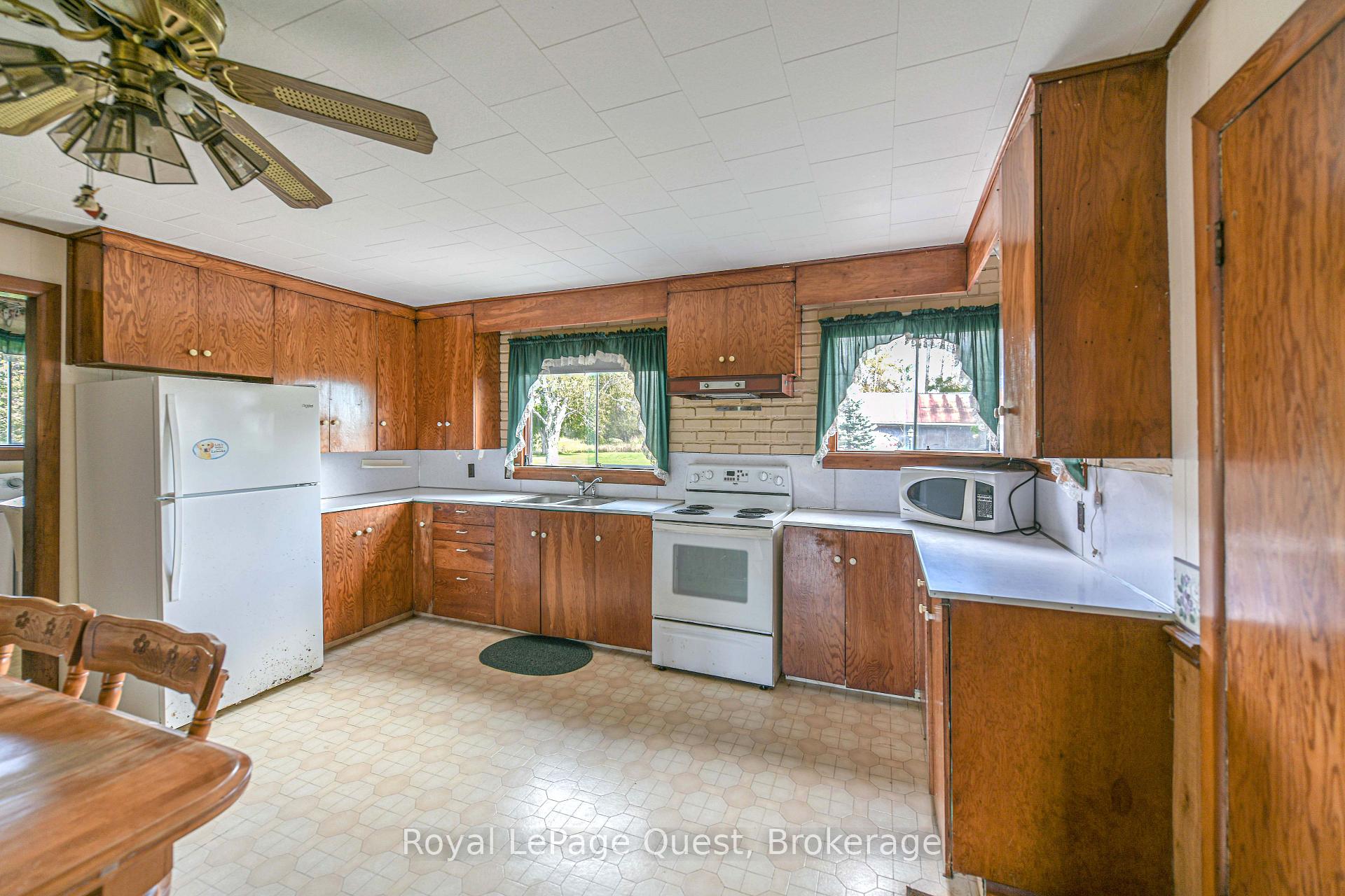 Photo 17 of 2750 Fairgrounds Road, Ramara, Rural Ramara — HOMEH