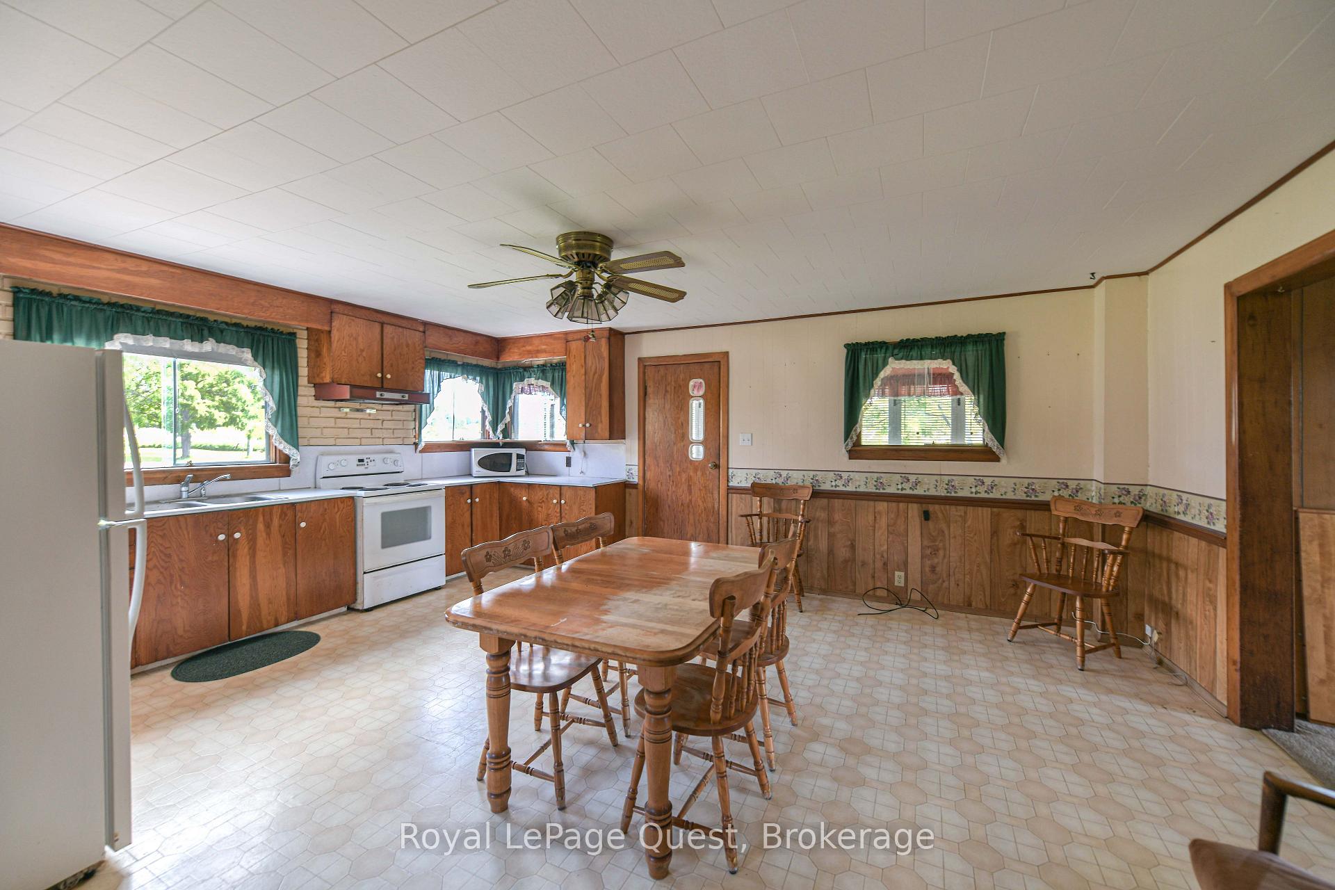 Photo 19 of 2750 Fairgrounds Road, Ramara, Rural Ramara — HOMEH