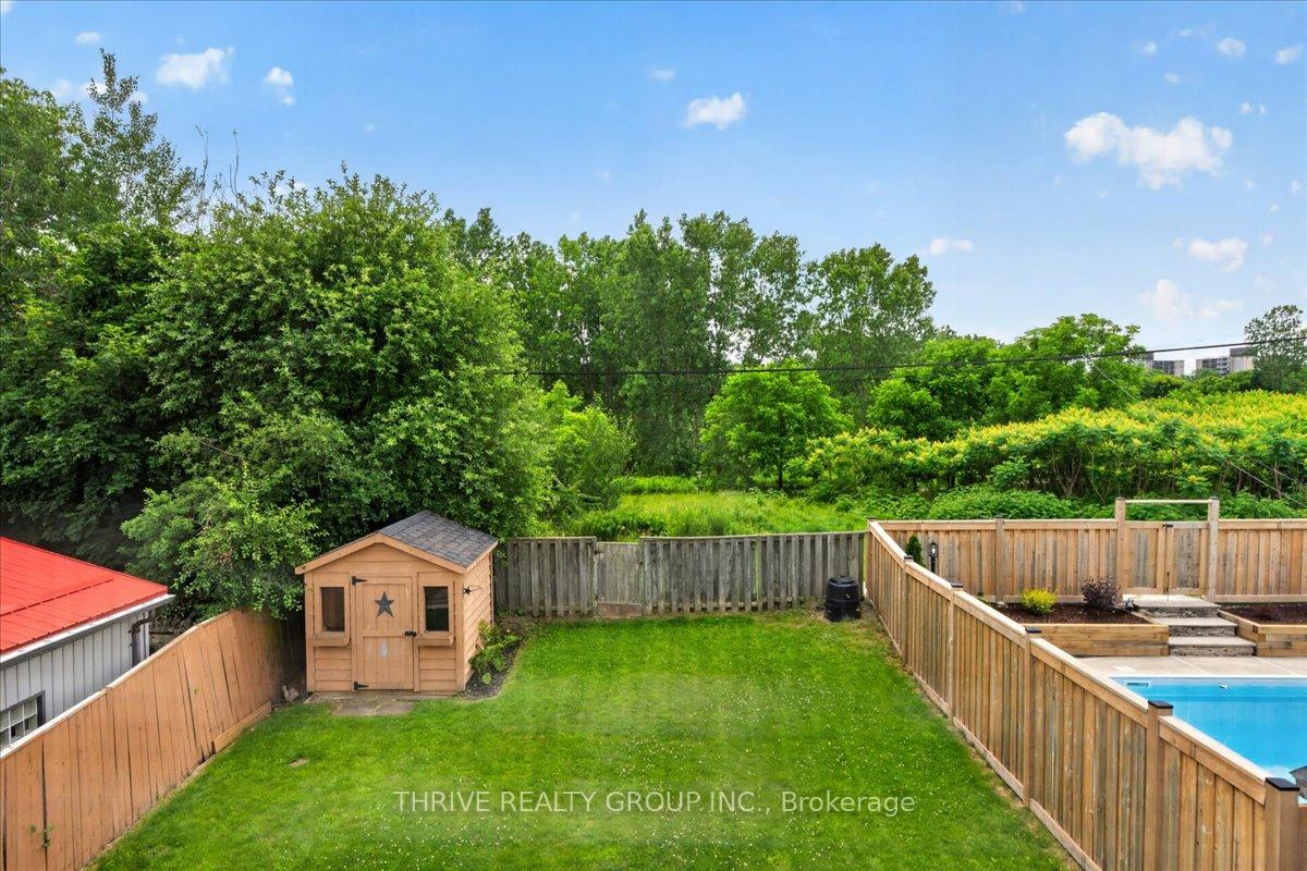 Photo 35 of 37 Emery Street W, London, South E — HOMEH