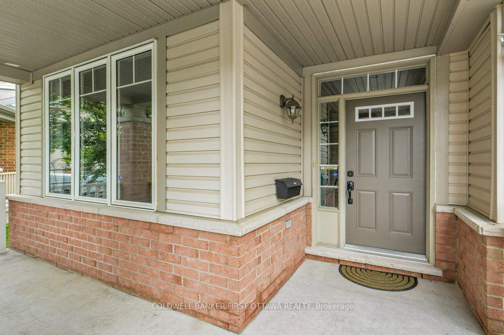 Photo 4 of 163 Sonesta Circle, Ottawa, Stittsville (North) — HOMEH