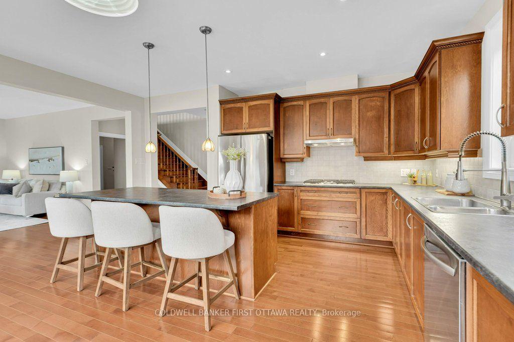 Photo 17 of 163 Sonesta Circle, Ottawa, Stittsville (North) — HOMEH