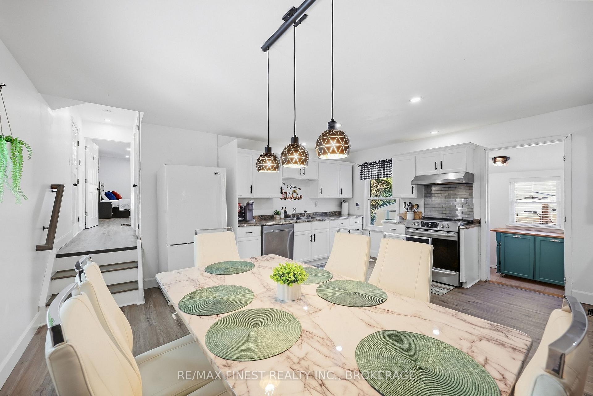 Photo 22 of 125 James Street, Kingston, East of Sir John A. Blvd — HOMEH