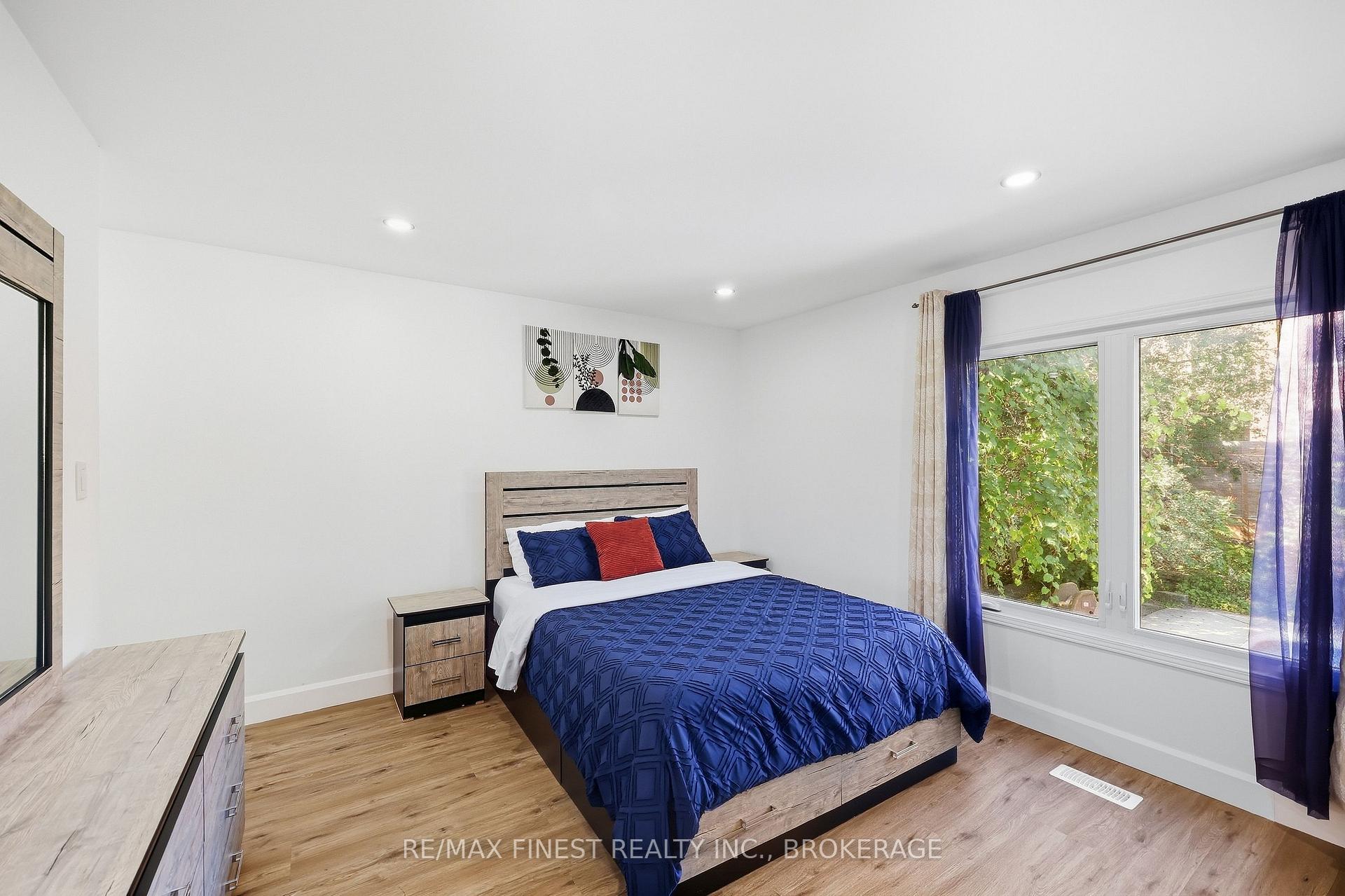 Photo 29 of 125 James Street, Kingston, East of Sir John A. Blvd — HOMEH