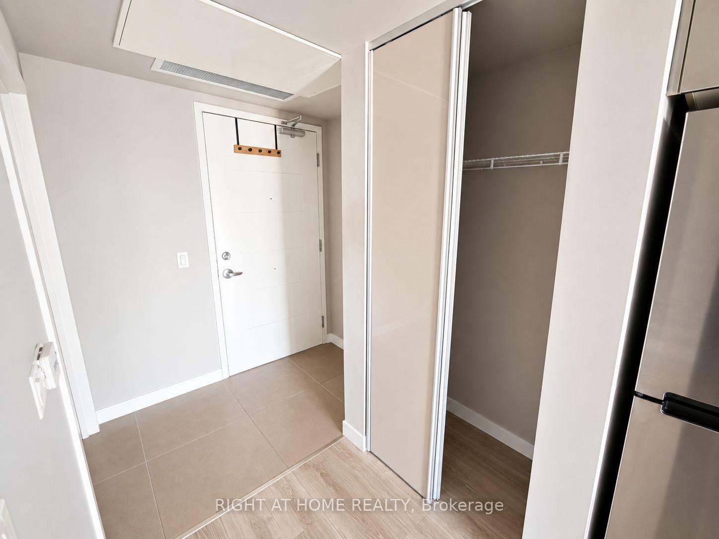 Photo 14 of Unit 713, 250 Albert Street, Waterloo, Downtown Waterloo — HOMEH