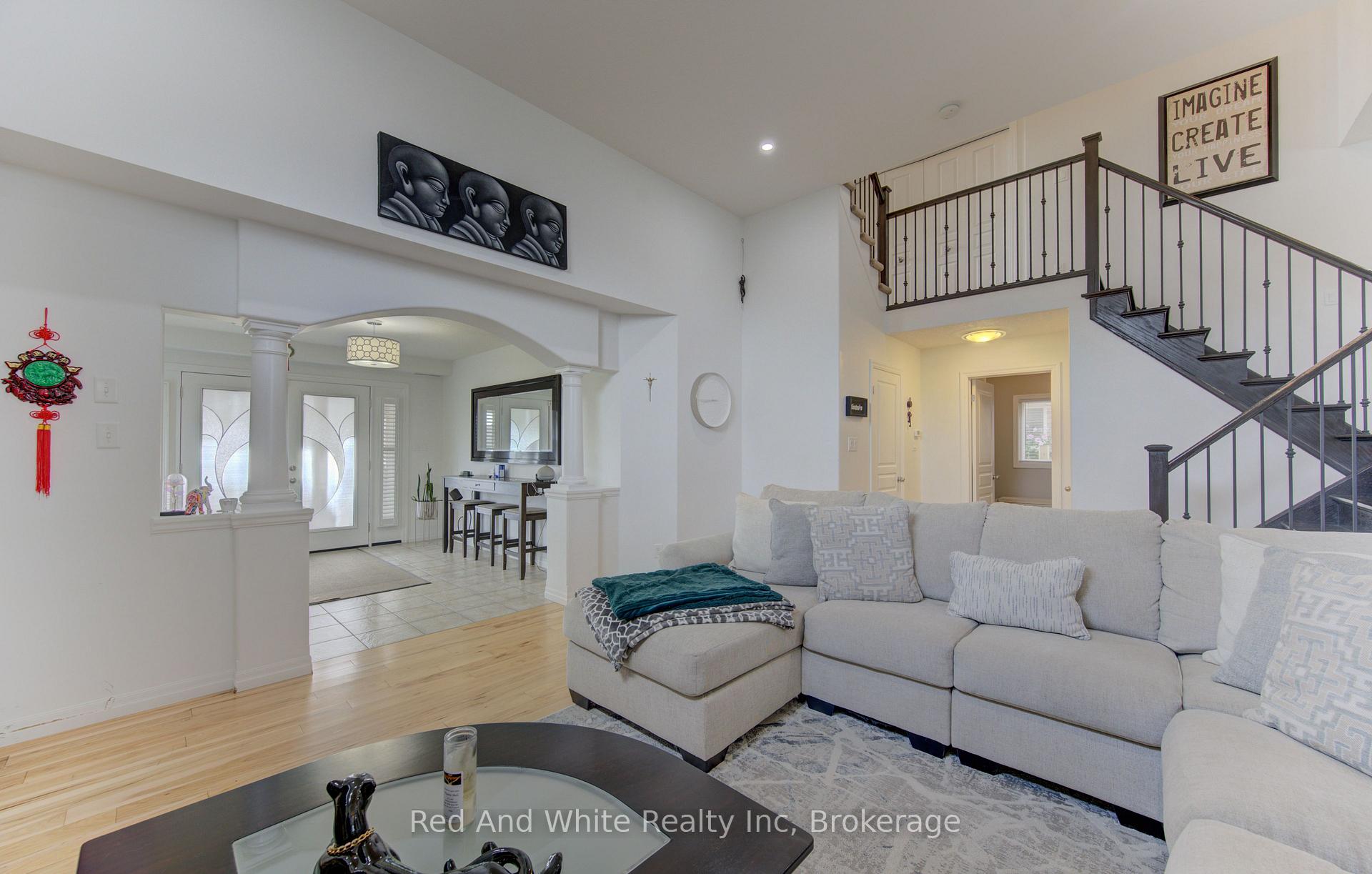 Photo 11 of 167 Westcliff Way, Cambridge, Westview — HOMEH