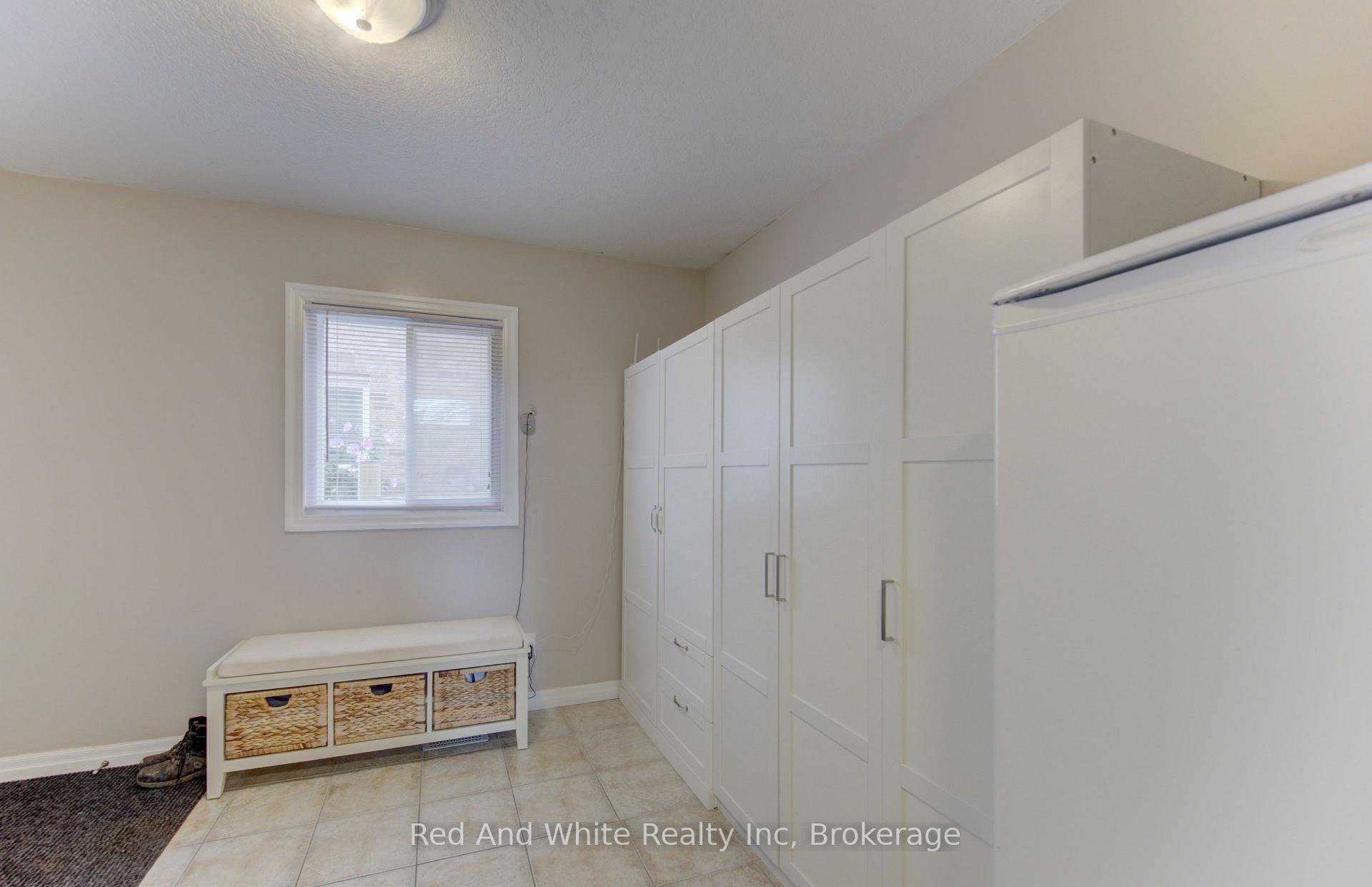 Photo 21 of 167 Westcliff Way, Cambridge, Westview — HOMEH
