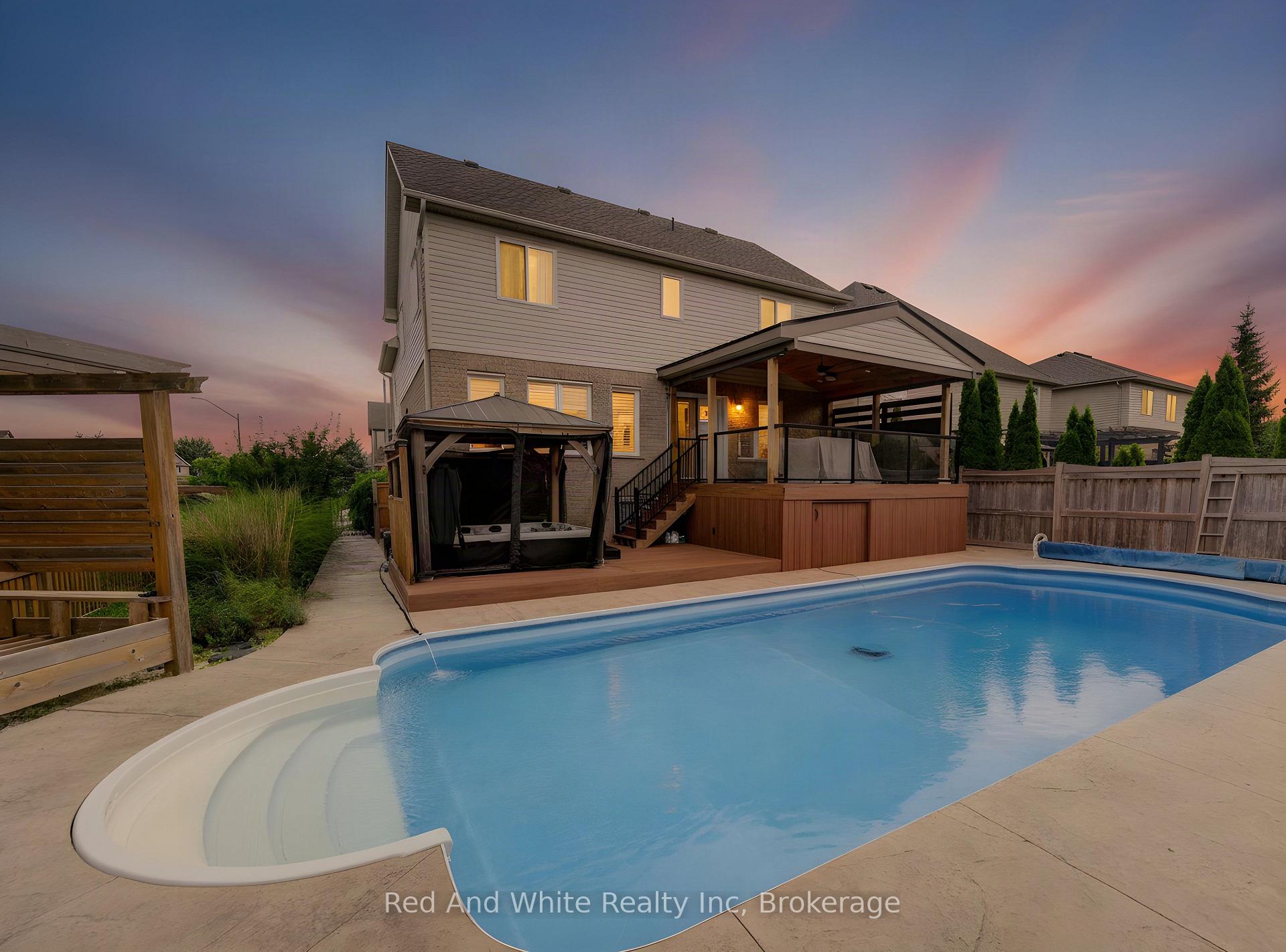 Photo 41 of 167 Westcliff Way, Cambridge, Westview — HOMEH