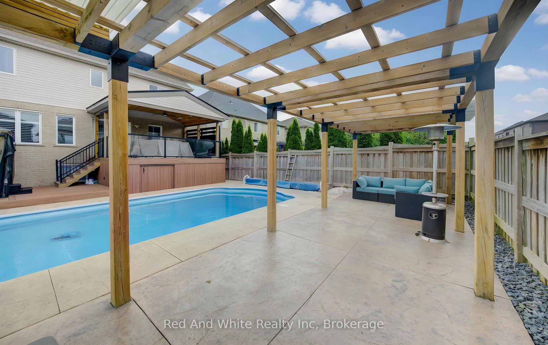 Photo 44 of 167 Westcliff Way, Cambridge, Westview — HOMEH