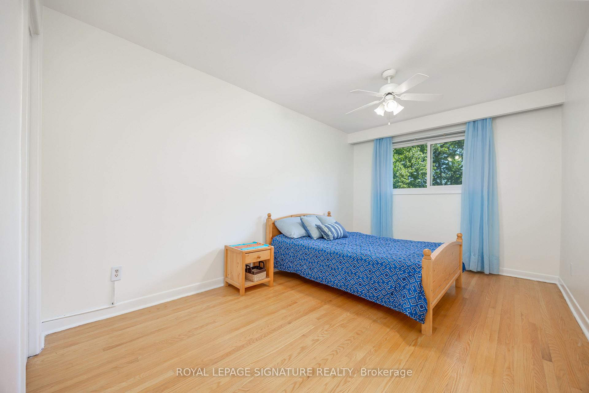 Photo 15 of 3 Presley Avenue, Scarborough, Clairlea-Birchmount — HOMEH