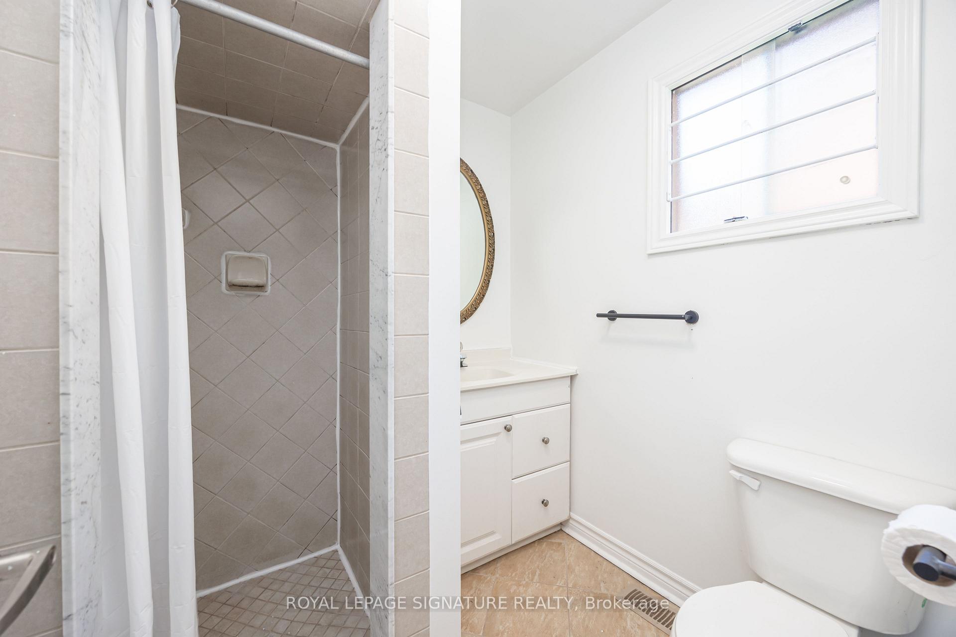 Photo 23 of 3 Presley Avenue, Scarborough, Clairlea-Birchmount — HOMEH
