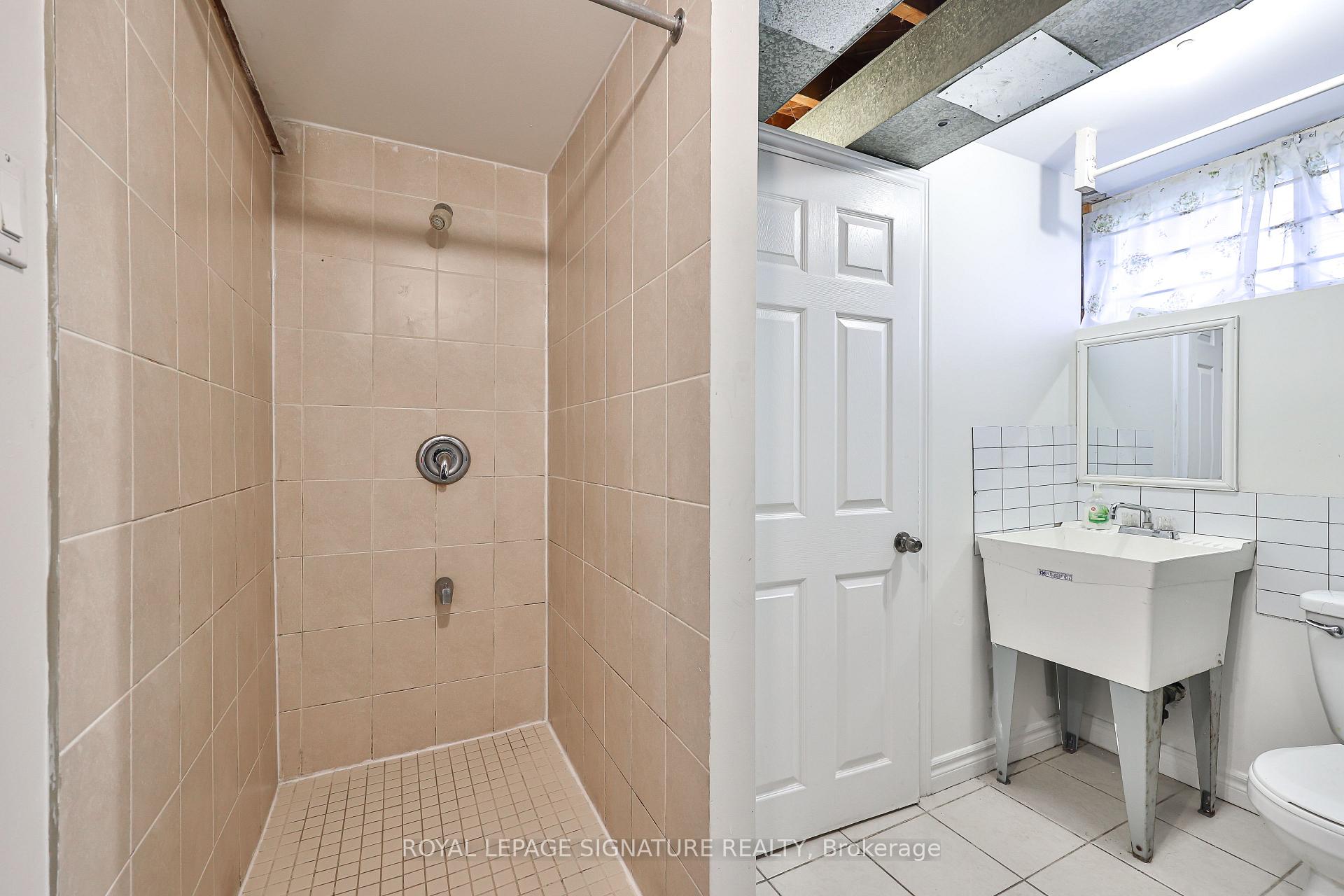 Photo 27 of 3 Presley Avenue, Scarborough, Clairlea-Birchmount — HOMEH