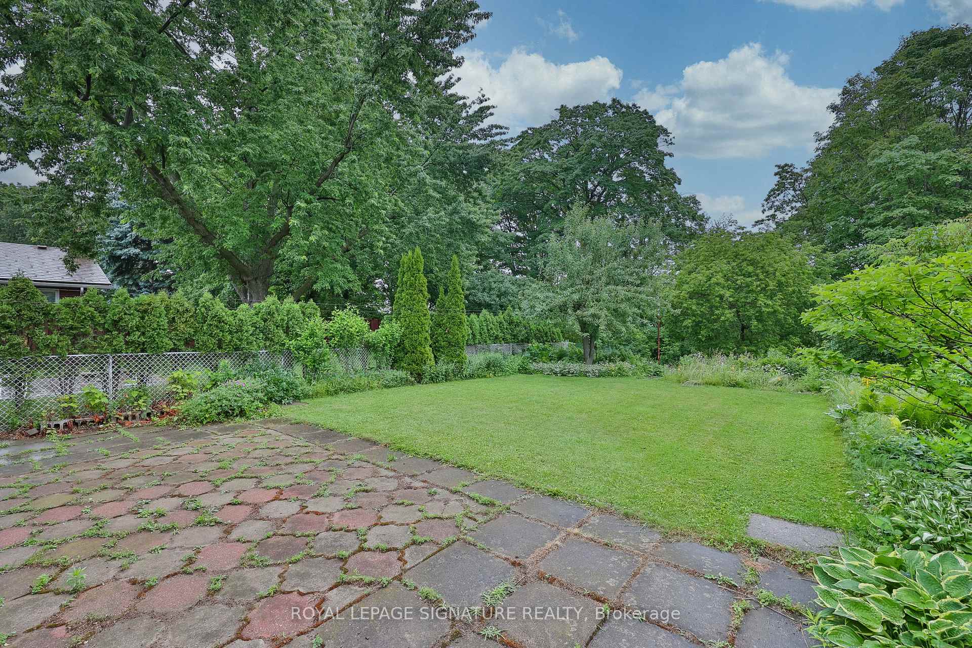 Photo 35 of 3 Presley Avenue, Scarborough, Clairlea-Birchmount — HOMEH
