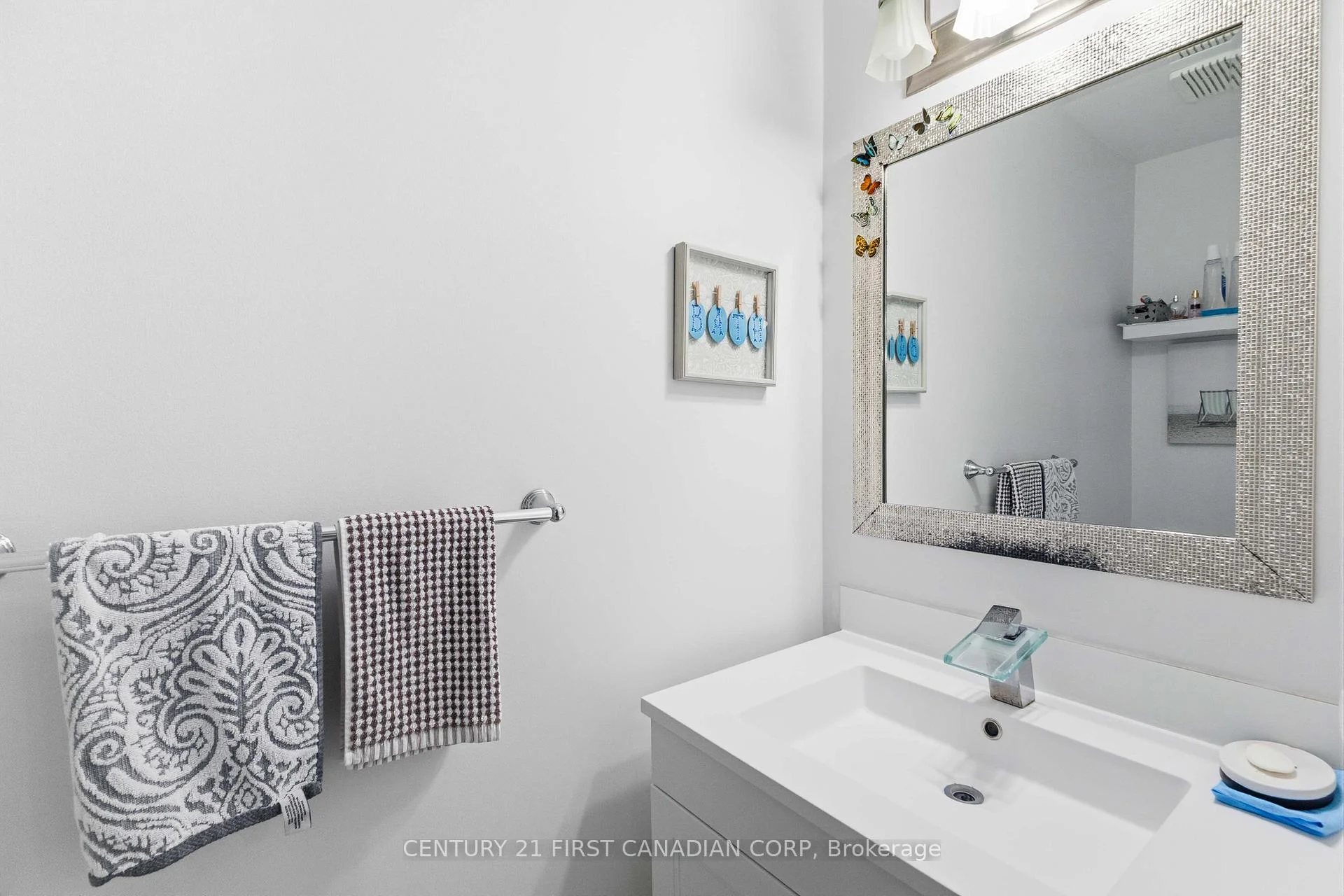 Photo 11 of Unit 23, 20 Kernohan Parkway, London, South D — HOMEH