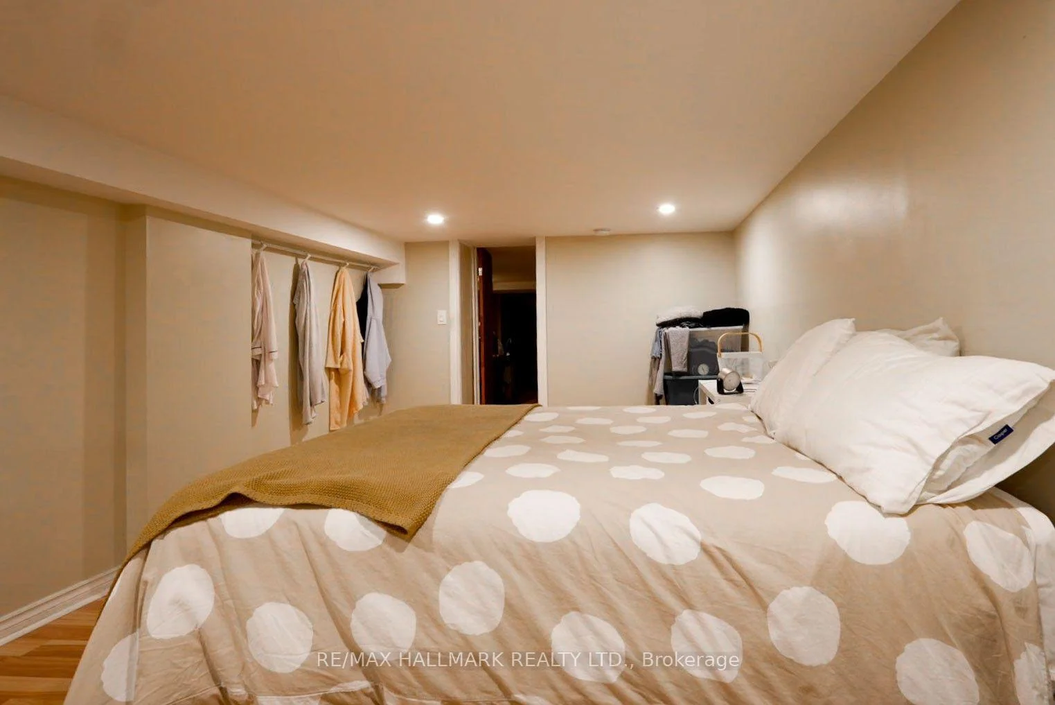 Photo 20 of Unit Main & Basement, 88 Swanwick Avenue, Toronto, East End-Danforth — HOMEH